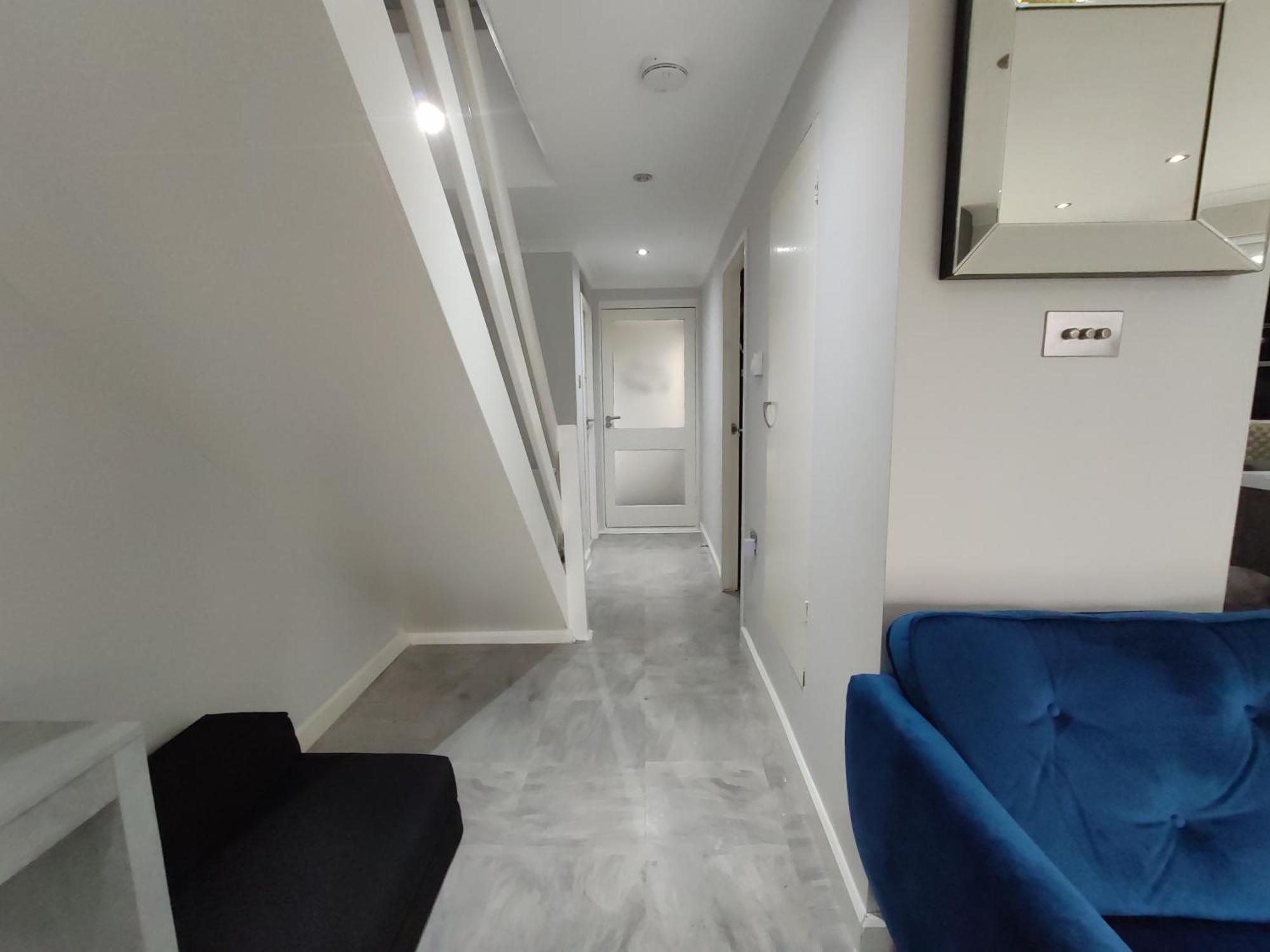 Elegant 3-Bedroom Home, Sleeps Up To 5 Guest. South Ockendon Экстерьер фото